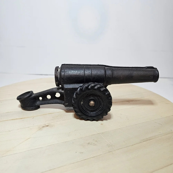 vintage cast iron cannon Toy Unbranded Missing Firing Mechanism 8.5 In. Long hea - Picture 1 of 9